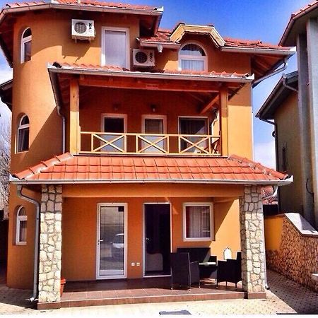 Sobe Alex Apartment Veliko Gradiste Bagian luar foto